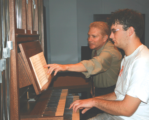 Kim Heindel teaching organ